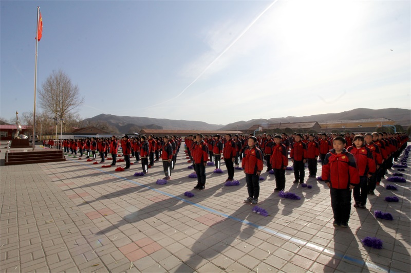 金大门业“爱心厨房”项目第二站：河北围场，守护绿色希望(图9)